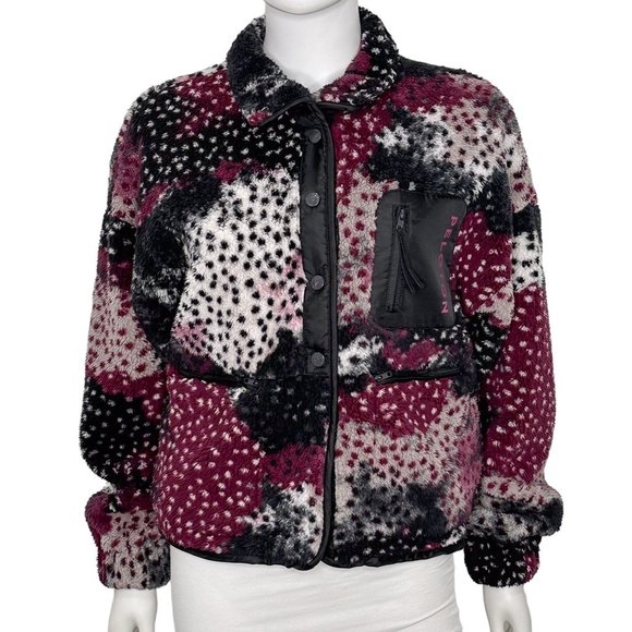 Peloton Caviar Camo Snap Sherpa Jacket in Spotted Purple Black Women’s Size S - Picture 5 of 17